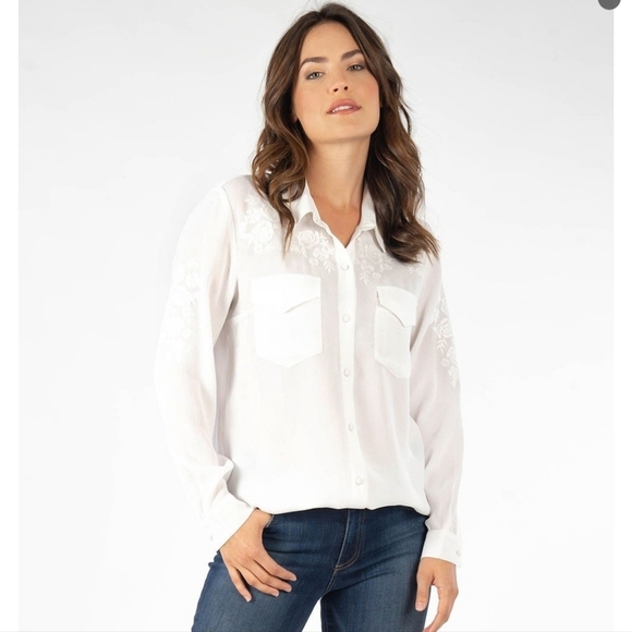 Josette with Rose Embroidery Blouse from Kut from the Kloth size M - Picture 1 of 17